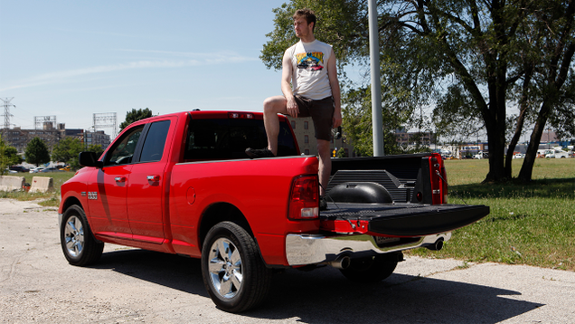 Illustration for article titled A Bunch Of Pictures That Brian Made Me Take Of His Truck